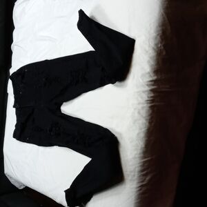 Red Fox womens size 11 ripped jeans